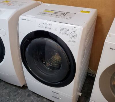 SHARP　シャープ　7.0/3.5㎏　7/3.5㎏　ドラム式洗濯乾燥機　ドラム式電気洗濯乾燥機　ドラム洗濯機　ドラム洗濯乾燥機　洗濯乾燥機　洗濯機　乾燥機能付き　ヒーター乾燥　2023年製　高年式　新しい　右開き　水栓・除湿タイプ　省エネ　ホワイト　コンパクト　コンパクトドラム　時短　節水　低騒音　花粉対策　プラズマクラスター　除菌　消臭　真下排水対応　コンパクト設計　乾燥ダクト自動おそうじ　DDインバーター　リサイクルショップ　再良市場　天白　名東　昭和　千種　瑞穂　緑　日進　豊明　東郷　おススメ　オススメ お洒落　オシャレ　中古