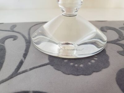Baccarat　バカラ　Vega　Fortissimo　フローティッシモ　フローティシモ　フォルティッシモ　フォルティシモ　ワイングラス　トール　グラス　レッド　赤　クリスタル　フィギュア　オブジェ　ハトツガイ　鳩つがい　　リサイクル　最良市場　天白区　名東区　昭和区　千種区　瑞穂区　緑区　日進市　豊明市　東郷町　買取　出張買取　高価買取　販売　お値打ち　特価　1点物　1点モノ　早い者勝ち　おすすめ　おしゃれ　中古品　中古美品　キレイ
