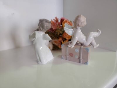 LLADRO　リヤドロ　フィギュリン　フィギュア　　オブジェ　置物　置き物　飾り　ポーセリン　磁器製品　天使　ハワイ限定　トラベル天使　ブティック限定　TravelTheWorldOfLLADRO　パステルカラー　パステル　可愛いフルート　フルートを吹く天使　リヤドロ三兄弟　リサイクル　最良市場　天白区　名東区　昭和区　千種区　瑞穂区　緑区　日進市　豊明市　東郷町　買取　出張買取　高価買取　販売　お値打ち　特価　1点物　1点モノ　早い者勝ち　おすすめ　おしゃれ　中古品　中古美品　キレイ