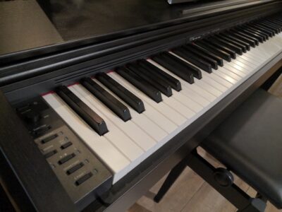 CASIO Privia PX-770BK 2017年製 88鍵盤 木目調 スタイリッシュ 鍵盤楽器 デジタルピアノ 電子ピアノ 3
