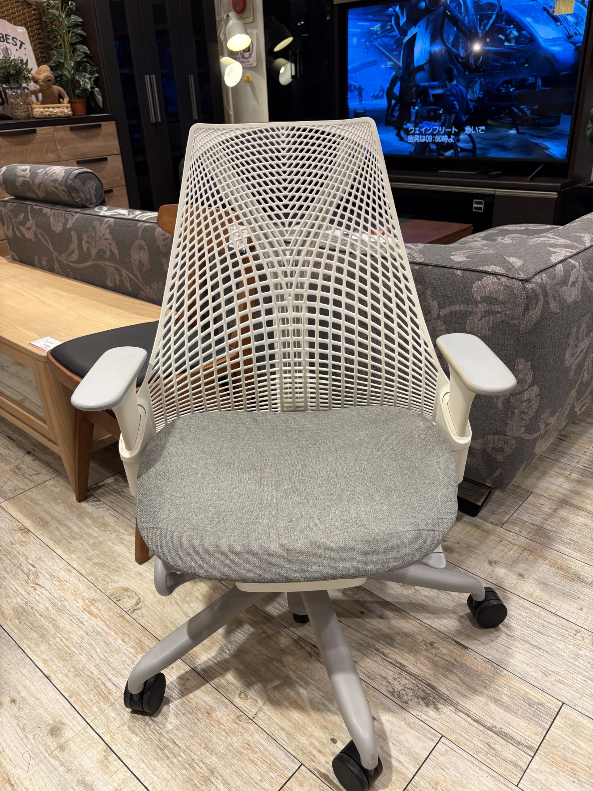 中古品】 Herman Miller セイルチェア コンパクト設計 買取しました 