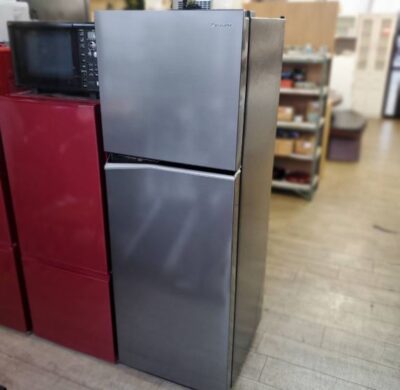 Panasonic　パナソニック　248L　2ドア　冷蔵庫　冷凍冷蔵庫　2024年製　高年式　NR-B252T　ダークブラウン　省エネ　右開き　片開き　トップフリーザータイプ　スリムタイプ　全段ガラス棚　シンプルデザイン　自炊派シングル　2人暮らし　一人暮らし　単身　2～3人用　リサイクルショップ　再良市場　天白　名東　昭和　千種　瑞穂　緑　日進　豊明　東郷　おススメ　オススメ お洒落　オシャレ　中古　