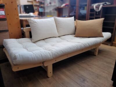 Karup　カーラップ　ソファベッド　Futon　フートン　デンマーク　北欧　2シーター　2人掛け　ソファ　カウチソファ　ベッド　クッションマット　クッション付き　布団　パイン無垢材　ナチュラル　コットン100％　コンパクト　リサイクル　最良市場　天白区　名東区　昭和区　千種区　瑞穂区　緑区　日進市　豊明市　東郷町　買取　出張買取　高価買取　販売　お値打ち　特価　1点物　1点モノ　早い者勝ち　おすすめ　おしゃれ　中古品