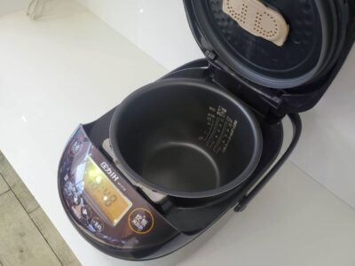ZOJIRUSHI　象印　1升炊き　圧力IH　炊飯器　2022年製　NP-ZT18　極め炊き　炊き分け圧力　うるつや保温　高め保温　熟成炊き　蒸気セーブ　やわらかごはん　IH炊飯器　圧力IH炊飯器　炊飯ジャー　大容量　大型　リサイクル　最良市場　天白区　名東区　昭和区　千種区　瑞穂区　緑区　日進市　豊明市　東郷町　買取　出張買取　高価買取　販売　お値打ち　特価　1点物　1点モノ　早い者勝ち　おすすめ　　中古品
