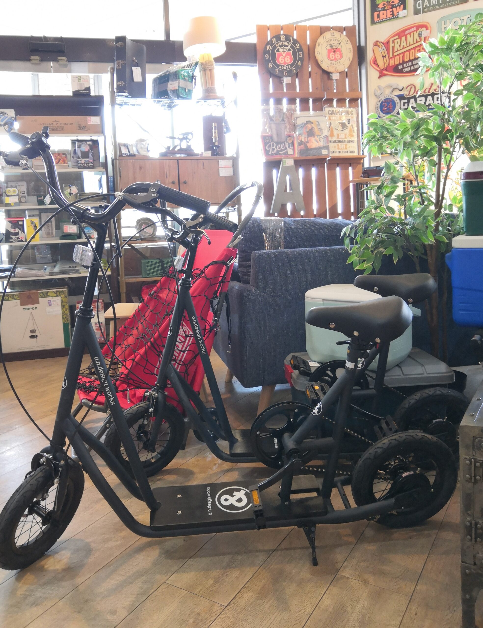 新品】a.n.design works マットブラック 12インチ キックボード 自転車 