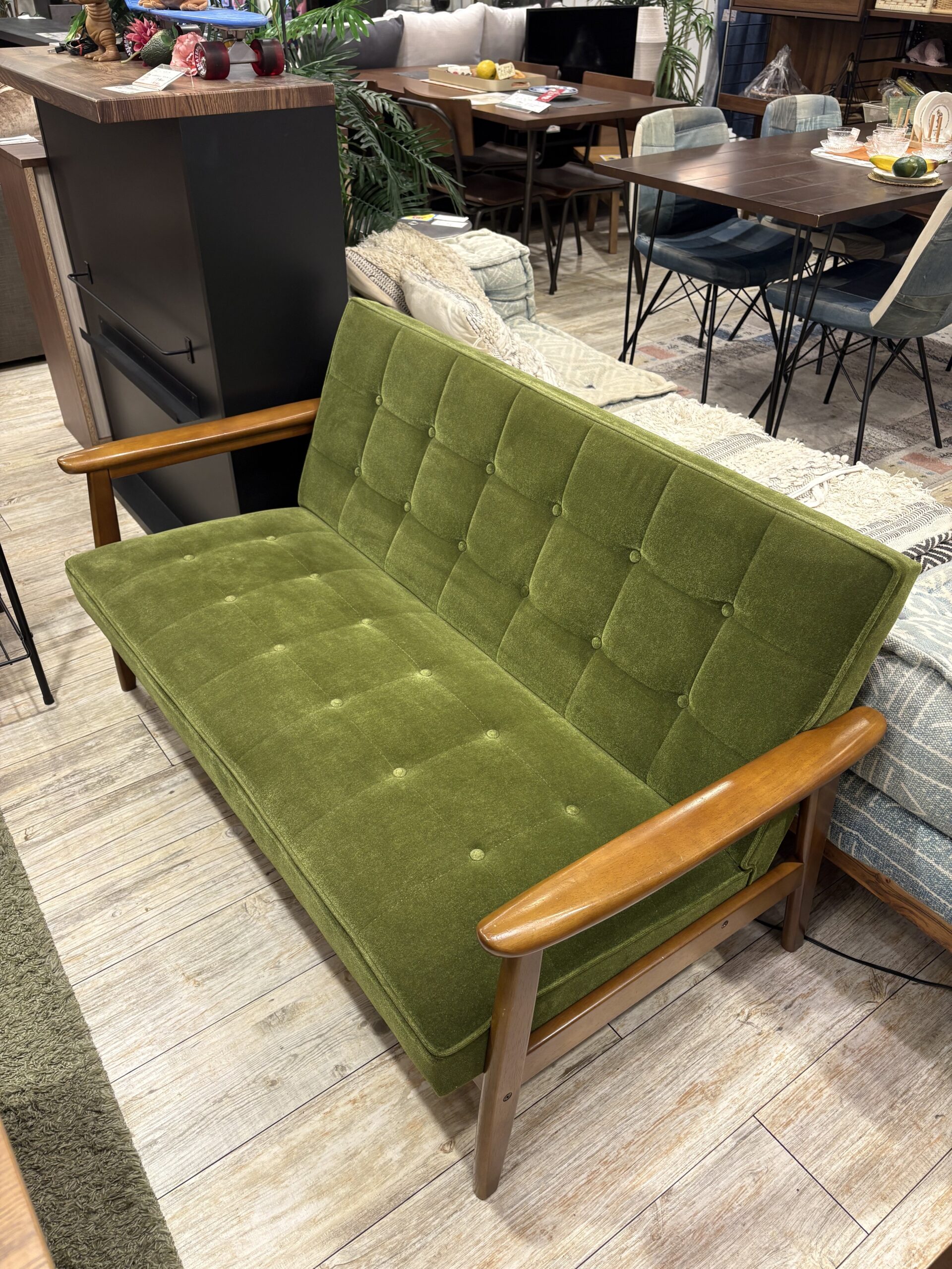 中古品】 Kチェア 2シーターソファ カリモク60 モケットグリーン 人気