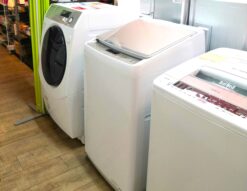 ハイセンス Hisense HW-DG100XH 2023年製 インバーター 洗剤柔軟剤自動投入 縦型 10㎏ 全自動洗濯機