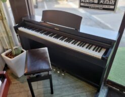 KAWAI　カワイ　河合楽器　電子ピアノ　デジタルピアノ　2012年製　KDP80　KDPシリーズ　海外モデル　88鍵盤　88鍵　イス付き　椅子付き　スリム　コンパクト　据置型　ピアノ型3本ペダル　初心者　中級者　上級者　　リサイクルショップ　再良市場　天白　名東　昭和　千種　瑞穂　緑　日進　豊明　東郷　おススメ　オススメ お洒落　オシャレ　中古