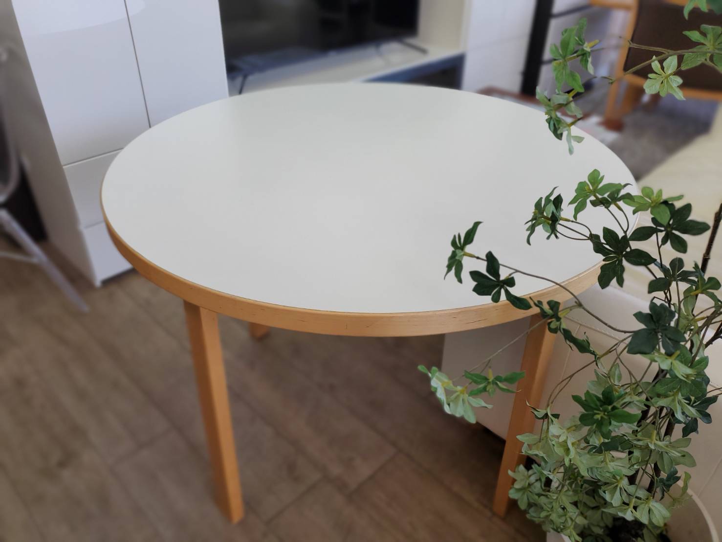 ☆artek アルテック ラウンドテーブル 90A ホワイトラミネート