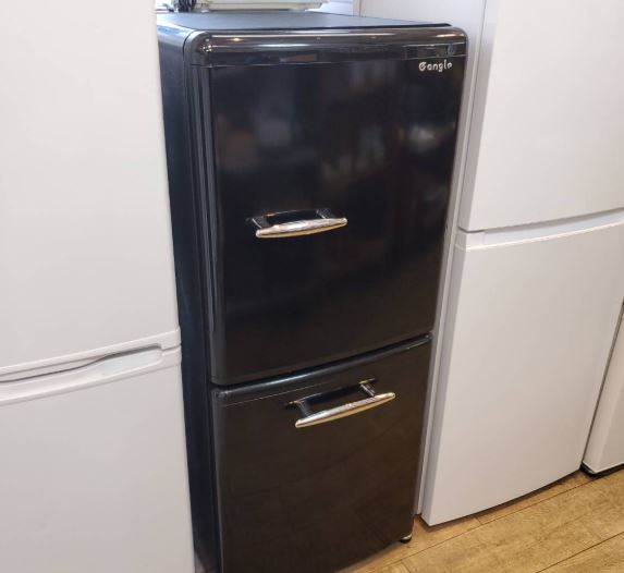 ☆eangle 170L 2ドア冷蔵庫 2024年製 ANG-RE170-C1 レトロ