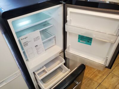 eangle　e-angle　イーアングル　170L　2ドア　冷蔵庫　冷凍冷蔵庫　2024年製　高年式　ANG-RE170-C1　レトロ　レトロデザイン　ブラック　メンズライク　耐熱トップテーブル　省エネ　コンパクト　大容量冷凍室　静音　自動霜取機能付　シンプル　リサイクル　最良市場　天白区　名東区　昭和区　千種区　瑞穂区　緑区　日進市　豊明市　東郷町　買取　出張買取　高価買取　販売　お値打ち　特価　1点物　1点モノ　早い者勝ち　おすすめ　おしゃれ　中古品　中古美品　キレイ