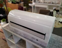 HITACHI　日立　5.6kwルームエアコン　エアコン　ルームエアコン　5.6ｋｗ　18畳　15～18畳　15～23畳　冷暖房　冷房　暖房　除湿　クーラー　空調　2024年製　高年式　RAS-YF56R2　凍結洗浄　除菌　ヒートプラス　自動洗浄　ファンお掃除ロボ　人感センサー　ハイグレードモデル　カビバスター　eco　リサイクルショップ　再良市場　天白　名東　昭和　千種　瑞穂　緑　日進　豊明　東郷　おススメ　オススメ　中古