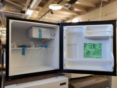未使用　未使用品　confee　1ドア　45L　冷蔵庫　2025年製　コンパクト　小型冷蔵庫　セカンド冷蔵庫　静音　省エネ　2台目　サブ冷蔵庫　寝室　ベッドルーム　6段階温度調節　直冷　省エネ　静音　リサイクル　最良市場　天白区　名東区　昭和区　千種区　瑞穂区　緑区　日進市　豊明市　東郷町　買取　出張買取　高価買取　販売　お値打ち　特価　1点物　1点モノ　早い者勝ち　おすすめ