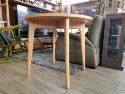 maruni　マルニ木工　マルニ60　ロクマル　ラウンドテーブル　円形テーブル　丸型テーブル　ダイニングテーブル　カフェテーブル　サブテーブル　サイドテーブル　木製　北欧　ナチュラル　モダン　カジュアル　リサイクル　最良市場　天白区　名東区　昭和区　千種区　瑞穂区　緑区　日進市　豊明市　東郷町　買取　出張買取　高価買取　販売　お値打ち　特価　1点物　1点モノ　早い者勝ち　おすすめ　おしゃれ　中古品
