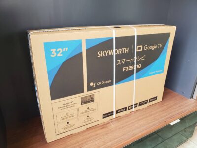 SKYWORTH　32型　32v型　32V型　スマートテレビ　チューナーレステレビ　Bluetooth対応　ブルートゥース対応　テレビチューナー非搭載　TVチューナー非搭載　2025年発売モデル　F32S21Q　音声操作　アンテナ不要　GoogleTV内蔵　NETFLIX　YouTube　アマプラ　サブスク　TVer　TELASA　ネット動画配信サービス　スマホ連動　軽量　リサイクルショップ　再良市場　天白　名東　昭和　千種　瑞穂　緑　日進　豊明　東郷　おススメ　オススメ