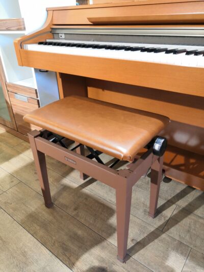 YAMAHA ヤマハ Clavinova クラビノーバ CLP-330C ニューチェリー調 88鍵盤 鍵盤楽器 電子ピアノ 3