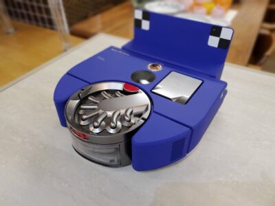 dyson　ダイソン　Dyson360VisNav　RB03BN　ロボット掃除機　高性能　パワフル　壁際　段差　360°ビジョンシステム　スマホ操作　アプリ操作　火事時短　エッジノズル　トリプルアクションブラシバー　コンパクト　リサイクルショップ　再良市場　天白　名東　昭和　千種　瑞穂　緑　日進　豊明　東郷　おススメ　オススメ お洒落　オシャレ　中古　美品