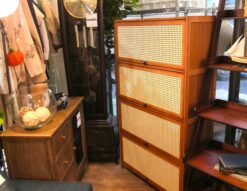 収納家具 竹製 4段 リビング家具 フラップ扉 フラップシェルフ