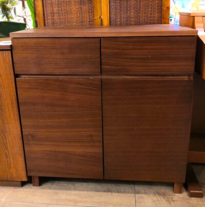 無印良品 木製 ウォールナット突板 収納家具 木製キャビネット 1