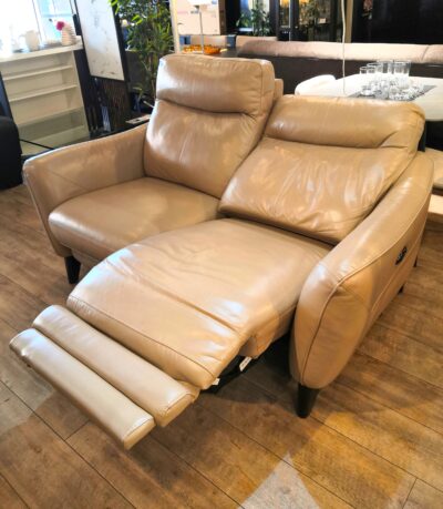 リビング家具 ベージュ コンパクト 省スペース USBポート 2人掛け リクライニングソファ 電動リクライニングソファ 3