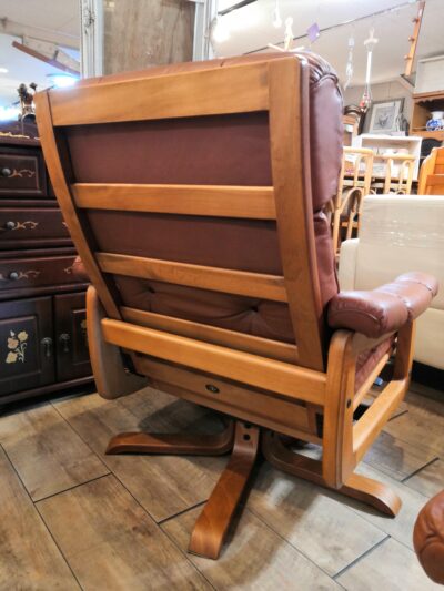 富士ファニチア FUJI FANITURE 本革 回転チェア オットマン付き ブラウン 木製 リクライニングチェア 2