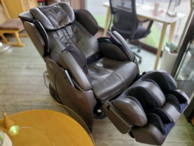 FUJIIRYOKI　フジ医療器　RelaxSolution　リラックスソリューション　マッサージチェア　マッサージ機　マッサージ器　あんま　家庭用　GRIP式メカ　メカユニット　エアーマッサージ　ゼログラビティ式リクライニング　コンパクト　省スペース　リサイクル　最良市場　天白区　名東区　昭和区　千種区　瑞穂区　緑区　日進市　豊明市　東郷町　買取　出張買取　高価買取　販売　お値打ち　特価　1点物　1点モノ　早い者勝ち　おすすめ　　中古品