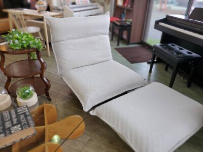 Francebed　FranceBeD　フランスベッド　Lifit　ライフィット　ソファベッド　リクライニングソファ　1シーターソファ　1人掛け　ソファ　オットマン付き　足置き付き　セミシングルサイズ　ベッド　ジョイントシステム　カバーリング　ホワイト　アイボリー　連結　キャスター付き　単身　1人暮らし　リサイクルショップ　再良市場　天白　名東　昭和　千種　瑞穂　緑　日進　豊明　東郷　おススメ　オススメ お洒落　オシャレ　中古