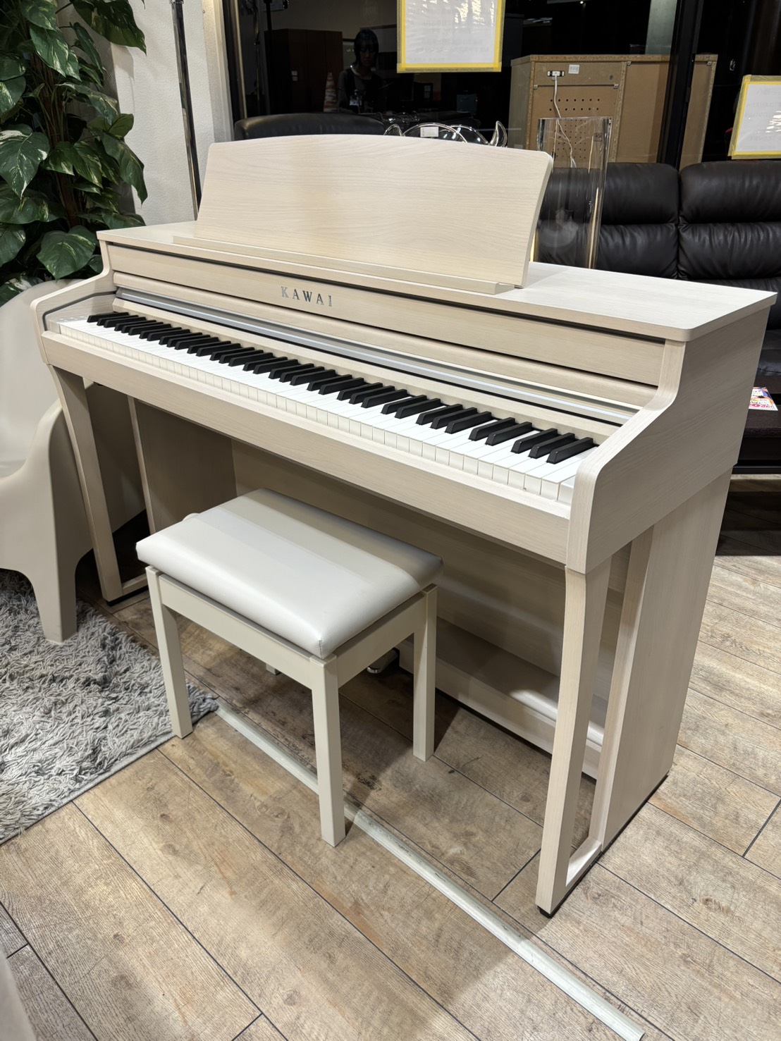 値下げしました】美品Yamaha Arius YDP-S55WH 電子ピアノ 値下げしま