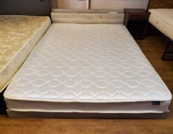 ロータイプ　ダブルベッド　ダブルサイズベッド　ダブルサイズ　ベッド　ベッドセット　ベッドフレーム　ボンネルコイルマットレス　　マットレス　コンセント付き　USBポート付き　グレージュ　グレー系　ベージュ系　木目調　リサイクルショップ　再良市場　天白　名東　昭和　千種　瑞穂　緑　日進　豊明　東郷　おススメ　オススメ お洒落　オシャレ　中古