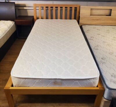 MUJI　無印良品　無印　シングルベッド　シングルサイズベッド　シングルサイ　ベッド　　木製フレーム　ベッドフレーム　ボンネルコイルマットレス　マットレス　ベッドセット　　オーク材突板　ナチュラル　モダン　格子デザイン　シンプル　リサイクルショップ　再良市場　天白　名東　昭和　千種　瑞穂　緑　日進　豊明　東郷　おススメ　オススメ お洒落　オシャレ　中古