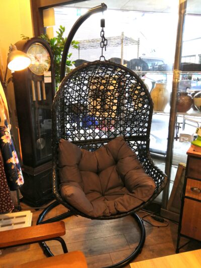 分割式 たまご型 屋外可 クッション付き ダークグレー ブラック スタンド自立型 鳥かご ハンギングチェア 1