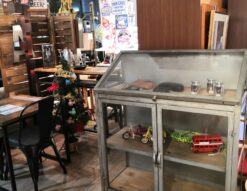 ヴィンテージ調 ミリタリー インダストリアル 店舗什器 キャビネット エイジング加工 シルバー ディスプレイケース