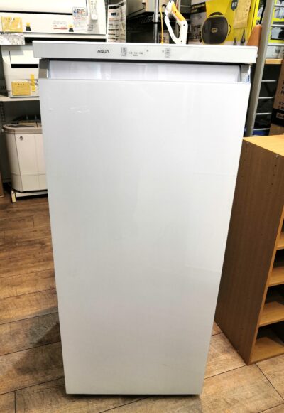 AQUA COOL CABINET 2024年製 クリスタルホワイト 3温切り替え ファン式 134L 1ドア フリーザー 冷凍庫