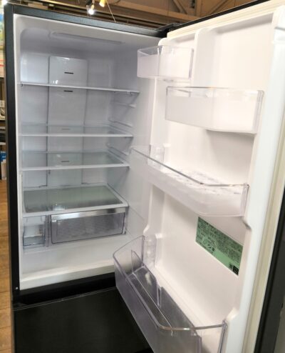 HITACHI 2023年製 R-V32SV Vシリーズ ブリリアントブラック 真ん中野菜室 自動製氷 315L 3ドア 冷凍冷蔵庫 3