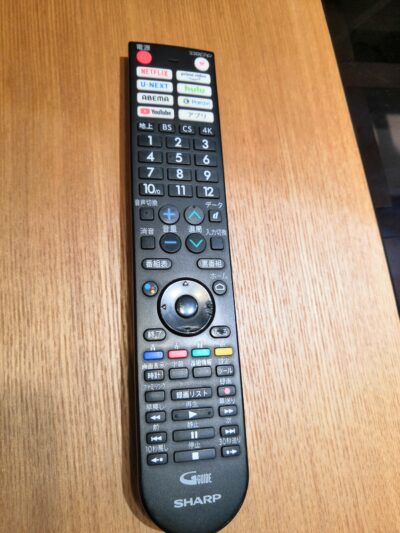 SHARP 4T-C70DN1 AQUOS 2022年製 大画面 4K搭載 無線LAN 70インチ 液晶テレビ 4