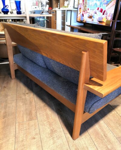 飛騨産業 HIDA キツツキ ALMO モダン 木製フレーム アーム付き 2人掛け 2シーターソファ 3