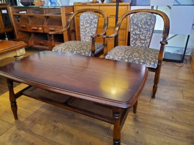 karimoku カリモク家具 COLONIAL コロニアル コロニアルシリーズ アームチェア チェア チェアセット センターテーブル リビングテーブル ローテーブル 籐 木製家具 アンティーク調 ヴィンテージ風 レトロ 昭和レトロ ミッドセンチュリー 古民家風 カフェ風 リサイクルショップ 再良市場 天白 名東 昭和 千種 瑞穂 緑 日進 豊明 東郷 おススメ オススメ お洒落 オシャレ 中古