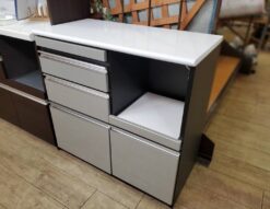 マルコ木工　キッチンカウンター　レンジ台　食器棚　キッチン収納　　ミドルカウンター　シルバー　ブラック　ホワイト　白鏡面　メンズライク　男前　モダン　スタイリッシュ　作業台付き　省スペース　コンパクト　単身　1～2人暮らし　カウンター　リサイクルショップ　再良市場　天白　名東　昭和　千種　瑞穂　緑　日進　豊明　東郷　おススメ　オススメ お洒落　オシャレ　中古