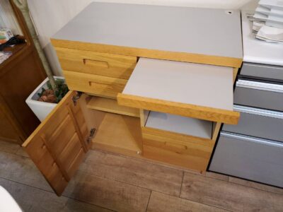 unico ウニコ HUTTE ヒュッテ キッチンカウンター レンジ台 キッチン収納 食器棚 食器収納 カウンター オーク材 北欧 ナチュラル モダン ライトブラウン リサイクル 最良市場 天白区 名東区 昭和区 千種区 瑞穂区 緑区 日進市 豊明市 東郷町 買取 出張買取 高価買取 販売 お値打ち 特価 1点物 1点モノ 早い者勝ち おすすめ おしゃれ 中古品