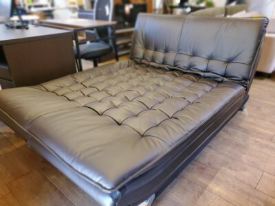 ソファベッド ブラックレザー 合皮 黒色 レザー 3シーター 3人掛け ソファ セミダブルサイズ ベッド セミダブルベッド 来客用 単身用 ソファ兼ベッド 高級感 リクライニングソファ リクライニング機能 シェーズロング リサイクル 最良市場 天白区 名東区 昭和区 千種区 瑞穂区 緑区 日進市 豊明市 東郷町 買取 出張買取 高価買取 販売 お値打ち 特価 1点物 1点モノ 早い者勝ち おすすめ おしゃれ 中古品