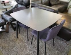 セラミックダイニング3点セット　セラミックダイニングセット　ダイニング3点セット　ダイニングセット　2人掛け　2人用　石目調　グレー×ブラック　グレー系　ブラック脚　耐水　耐熱　耐摩耗　耐薬品　コンパクト　モダン　スタイリッシュ　リサイクルショップ　再良市場　天白　名東　昭和　千種　瑞穂　緑　日進　豊明　東郷　おススメ　オススメ お洒落　オシャレ　中古　美品