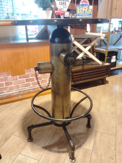 インダストリアルスタイル アメリカンヴィンテージ調 無骨感 オシャレ カフェテリア メンズライク バー 消火栓型 カフェテーブル3点セット 2