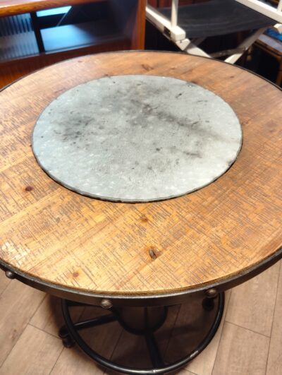 インダストリアルスタイル アメリカンヴィンテージ調 無骨感 オシャレ カフェテリア メンズライク バー 消火栓型 カフェテーブル3点セット 4