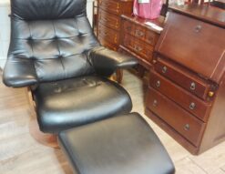 カリモク karimoku THE FIRST ザファースト ウォールナット 革張り オットマン付き リクライニングソファ 5