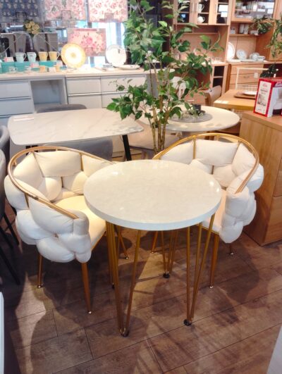 ミニマリスト エレガント ラウンドテーブル 直径60㎝ 大理石調 ホワイト ゴールド フラフィーチェア カフェテーブル3点セット 6