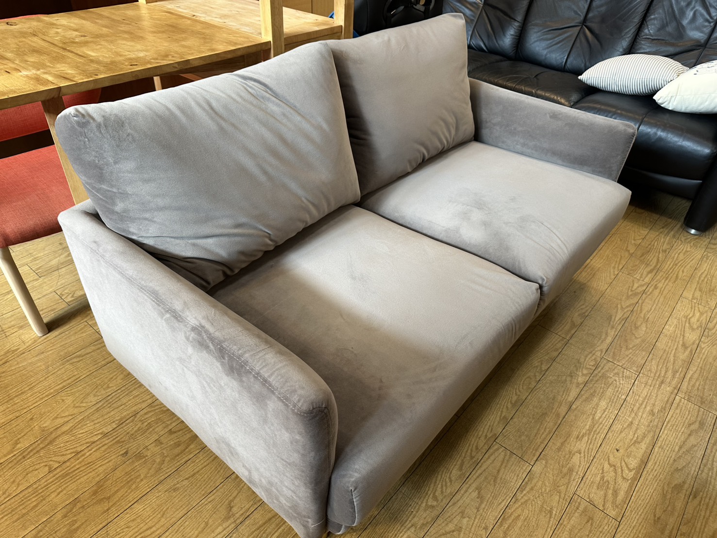 中古】LOWYA(ロウヤ) 二人掛けソファ 買取しました♪ 25年12月18日