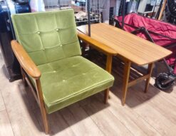カリモク60 モダン 和モダン レトロ家具 モケットグリーン 1シーター Kチェア リビングテーブル 3