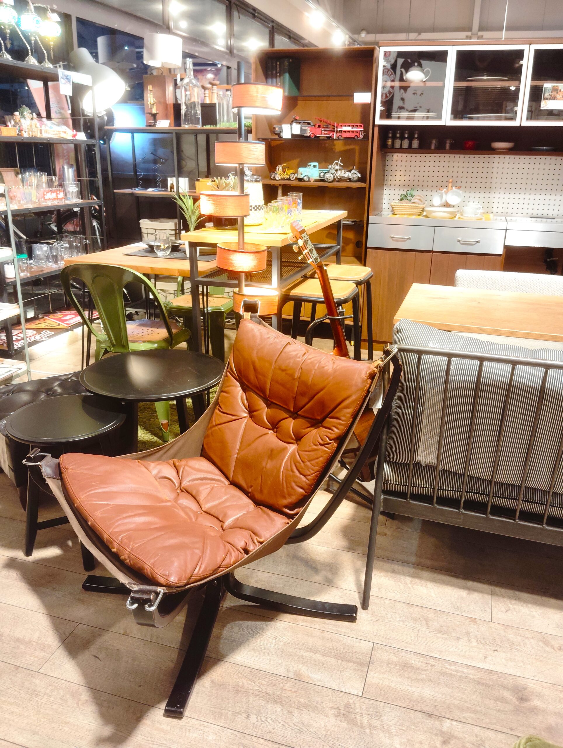 中古品】Vatne Falcon Chair バットネ シガード・レッセル