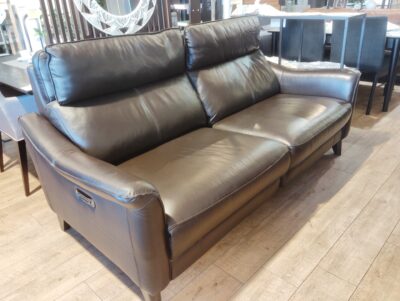 ニトリ チェリーブ ワイド 右電動 ダークブラウン ヘッドレスト可動 本革 2.5人掛け 電動リクライニングソファ 2