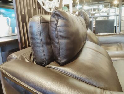 ニトリ チェリーブ ワイド 右電動 ダークブラウン ヘッドレスト可動 本革 2.5人掛け 電動リクライニングソファ 4